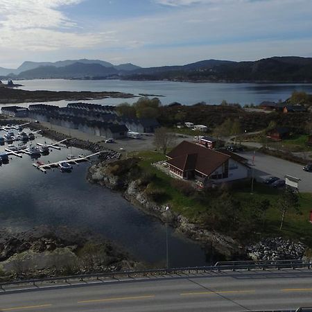 Lanternen Marina Villa Tjørvåg Kültér fotó
